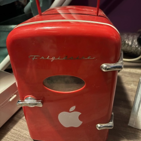 Mini Refrigerator - Picture 3 of 3